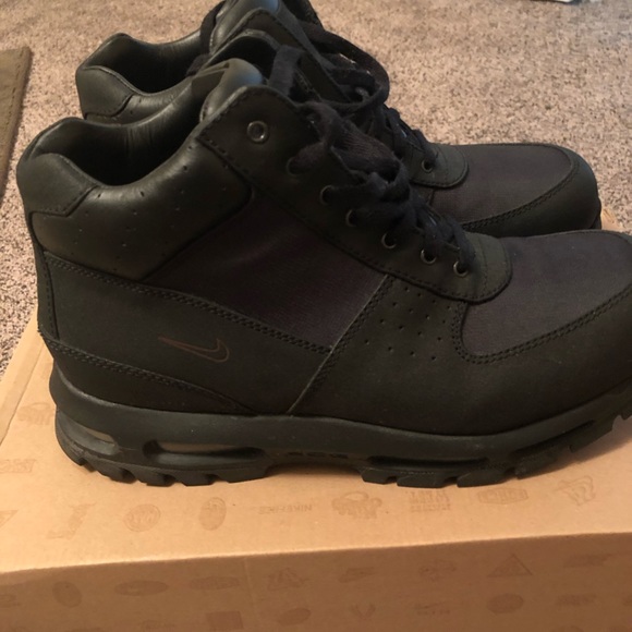 nike acg scuff proof boots